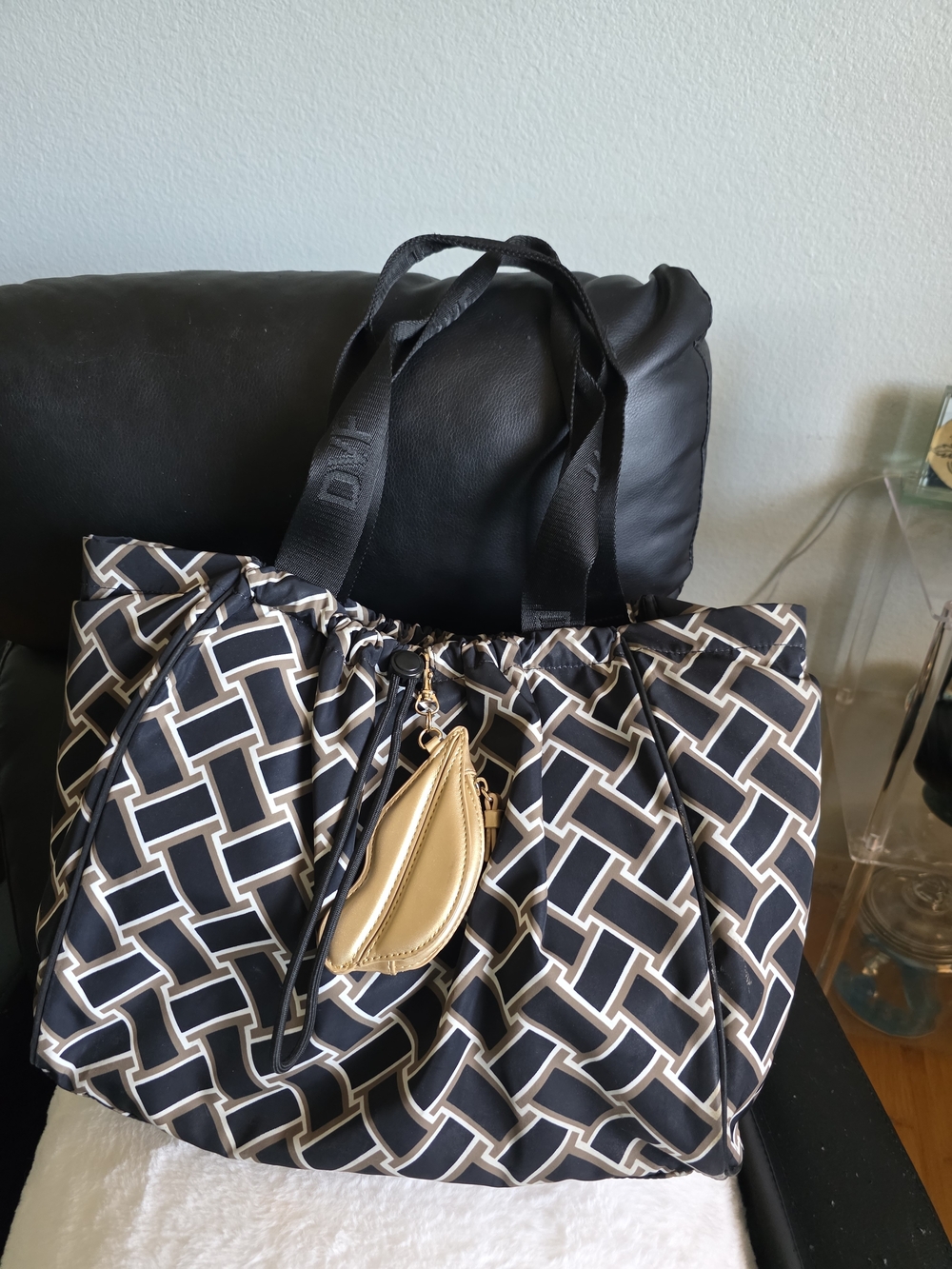 Diane Von Furstenberg F9r TargetNavy, White & Tan Geometric Tote with Gold Lips